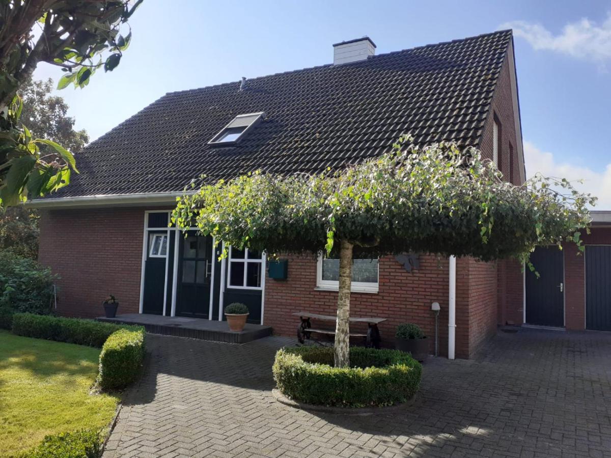Zum Hoambarg, Kitchen, Balcony, Bathroom Uelsen Exterior photo